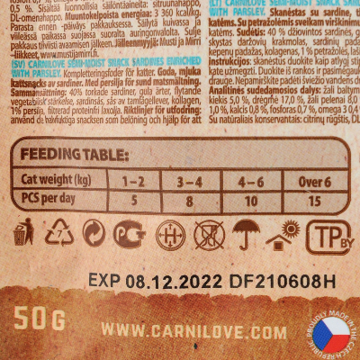 Carnilove Cat Semi Moist Snack Sardine with Parsley Ласощі для котів з чутливим травленням з сардиною та петрушкою 50 г