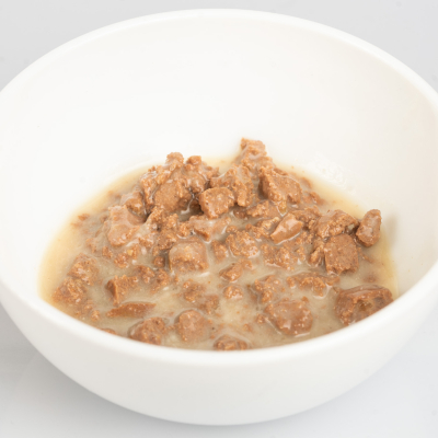 Vom Feinsten Adult with rabbit in cream sauce Корм вологий для котів з кроликом в вершковому соусі 100 г